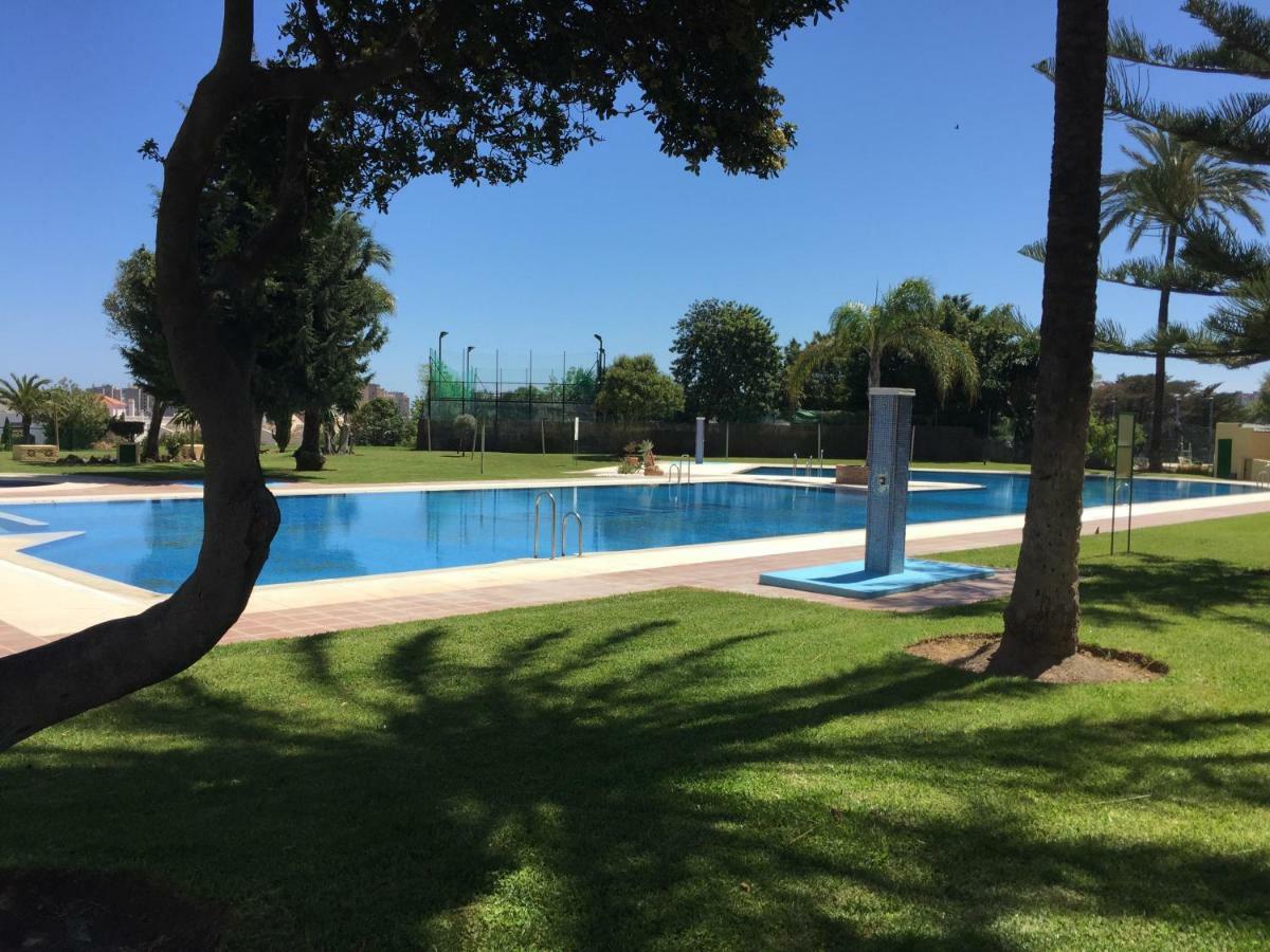 Ferienwohnung Apartamento Cerca De La Playa Y Campo De Golf Con Piscina Torremolinos Exterior foto