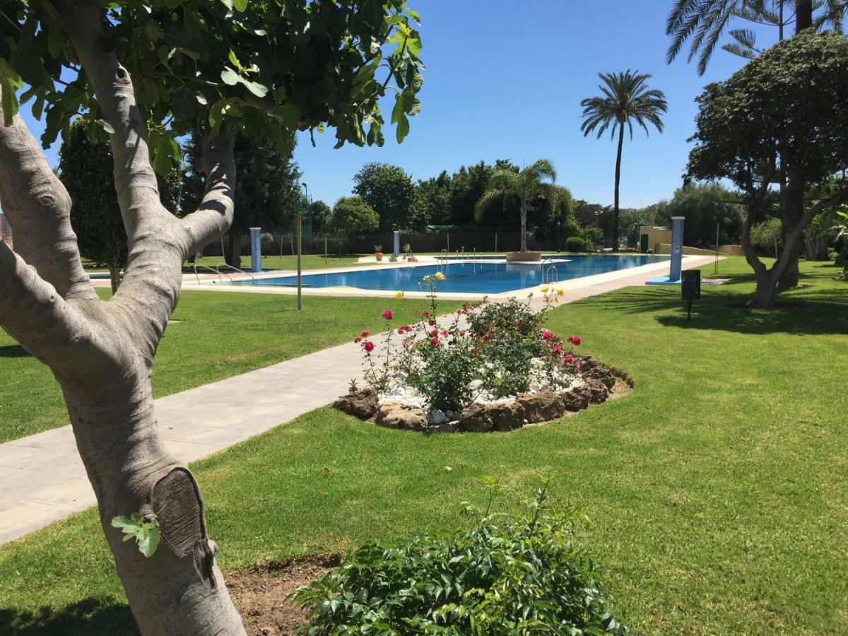 Ferienwohnung Apartamento Cerca De La Playa Y Campo De Golf Con Piscina Torremolinos Exterior foto